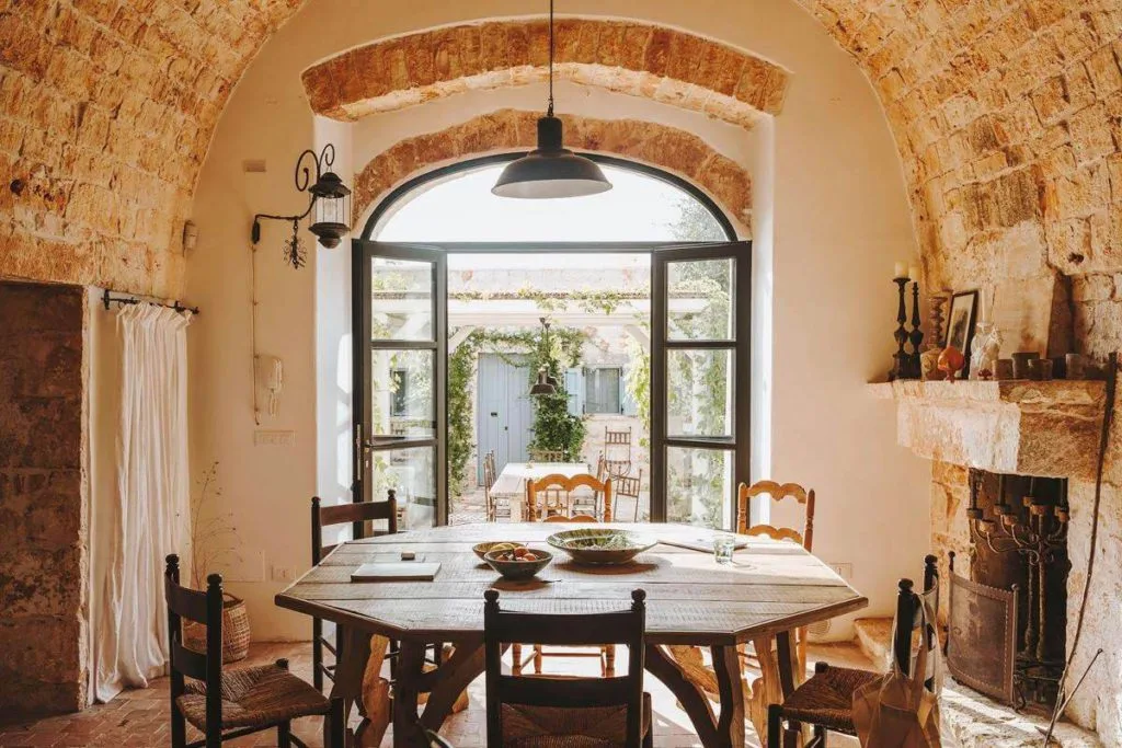 Lime Products For Restoring Historic Buildings