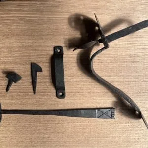 Flat Handled Suffolk Latch
